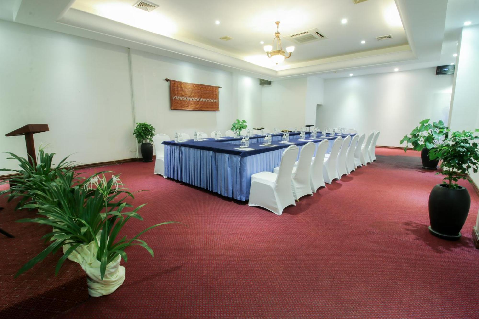 Kingdom Angkor Hotel Siem Reap Exterior foto